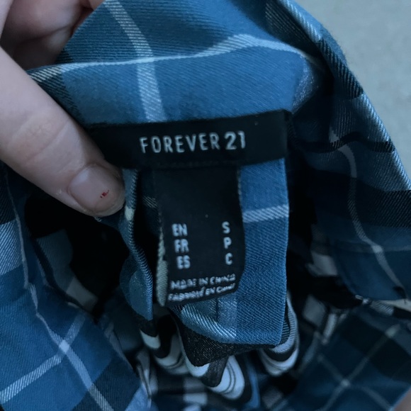 Forever 21 blue checkered pleaded skirt - Picture 3 of 3